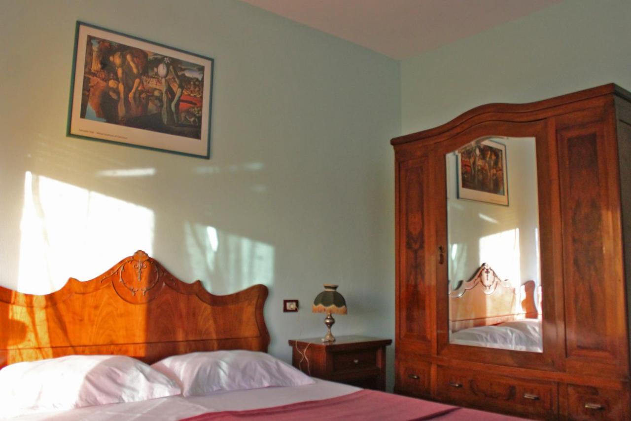 Risus Hotel Golem  Buitenkant foto